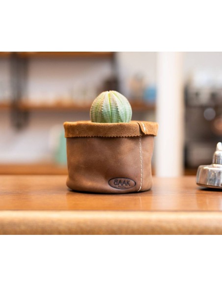 BAAK | Petit cache pot en cuir