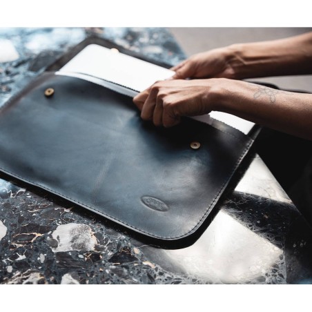 Laptop leather case 16" BAAK in black