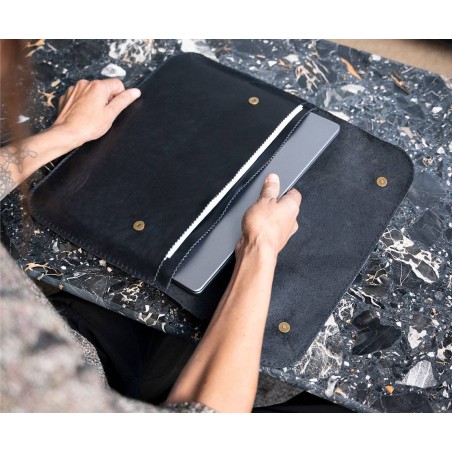 14" Leather BAAK laptop case