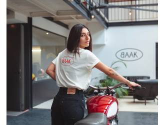 Cream T-Shirt - Short sleeves - Heart pocket on front - Screen-printed red BAAK logo on back
