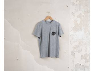 Grey T-Shirt - Short sleeves - Heart pocket on front - Silk-screened engine motif on pocket