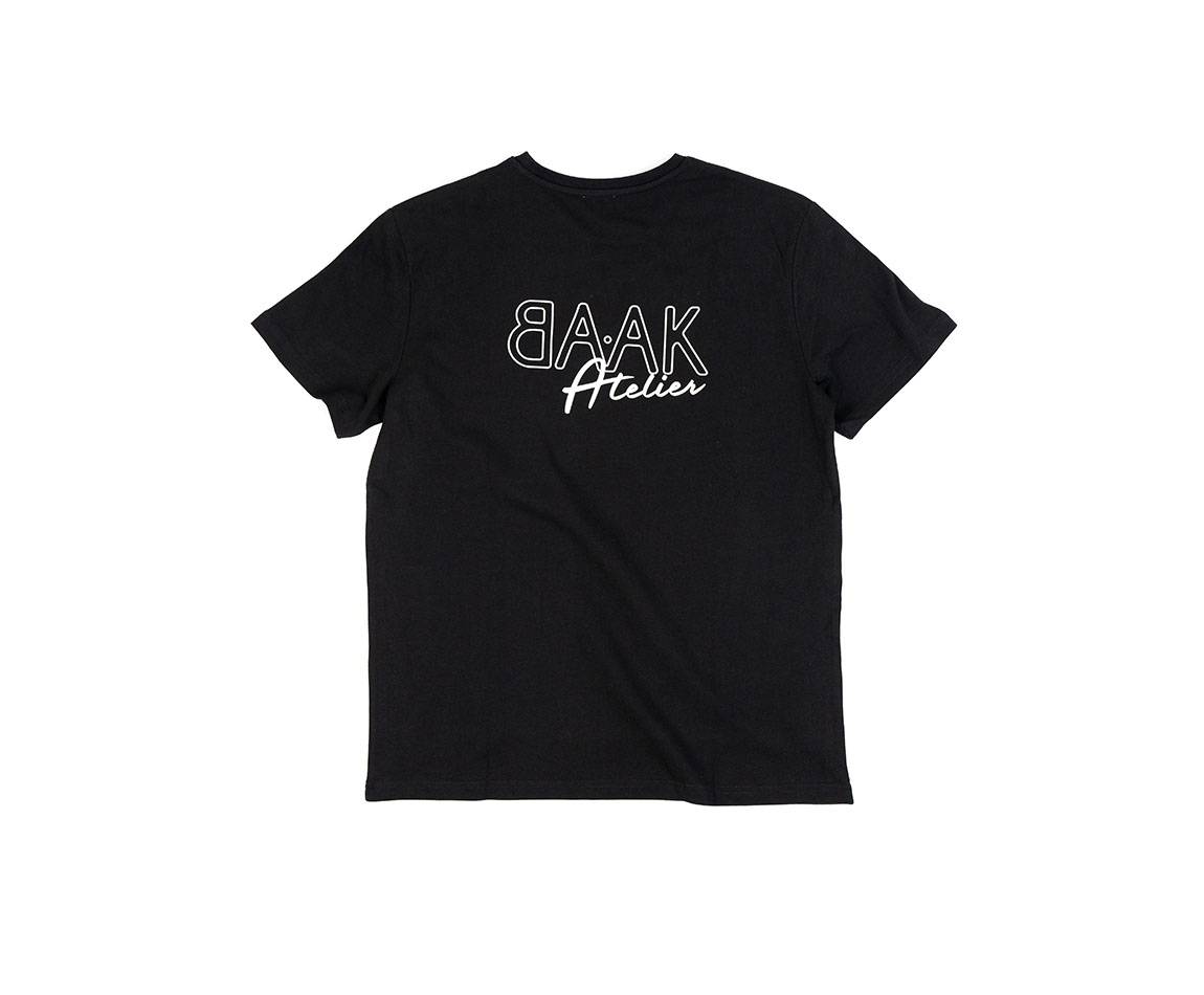 Black T-Shirt - Short sleeves - Heart pocket on front - White "BAAK Atelier" silk-screen print on back Black T-Shirt - Short sleeves - Heart pocket on front - White "BAAK Atelier" silk-screen print on back