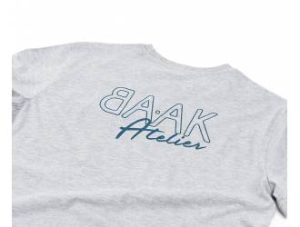 Grey T-Shirt - Short sleeves - Heart pocket on front - Petrol blue "BAAK Atelier" silk-screen print on back