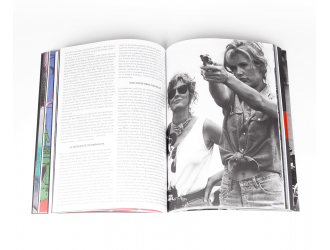 Apocalypse Magazine 2 - Girl with Gun