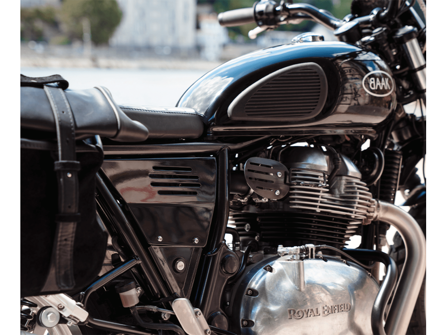 Royal Enfield - interceptor - tapas laterales