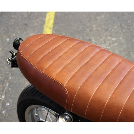 Saddle de cuero marrón para Triumph T120 / T100