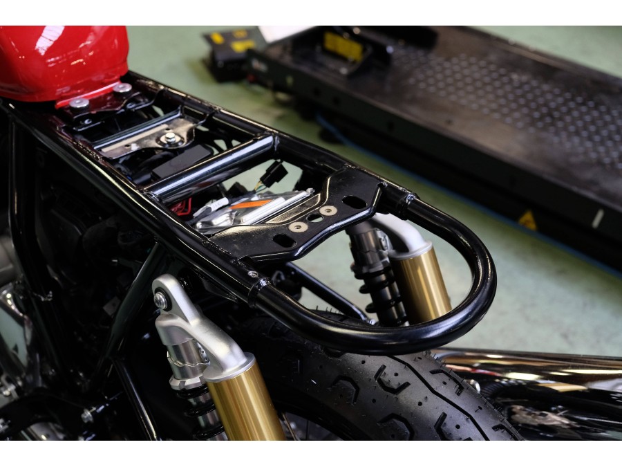 Boucle posteriore per kit sella corto Royal Enfield 650 Interceptor / Continental GT