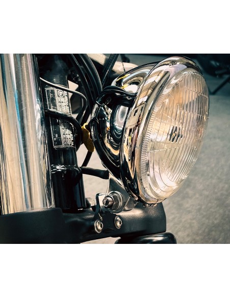 Bates headlight support - Triumph 1200 Bobber