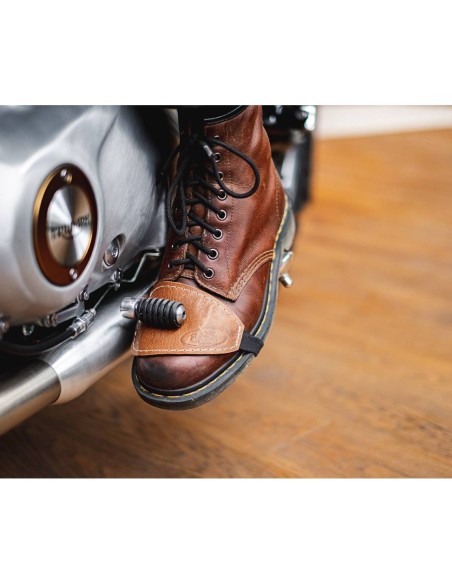 Protège boots pour sélecteur de motos en cuir par BAAK