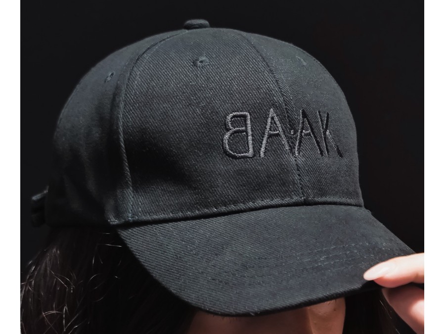 Gorra del mes BAAK