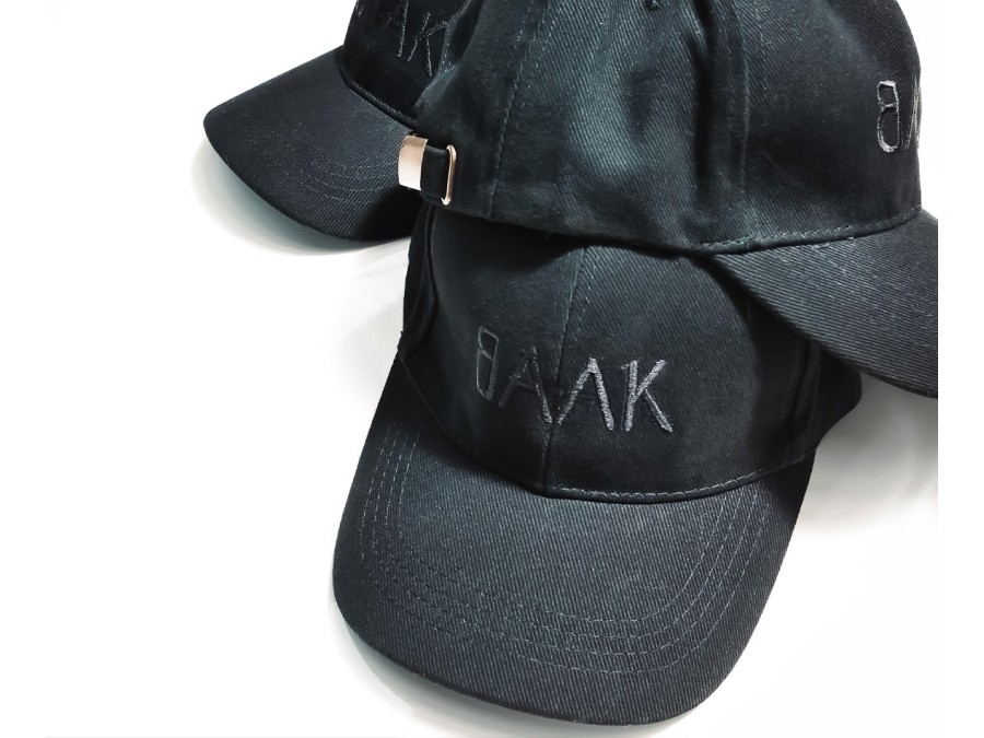 Gorra del mes BAAK