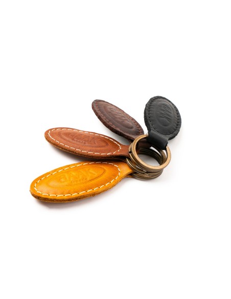 Leather keychain by BAAK craftsmen