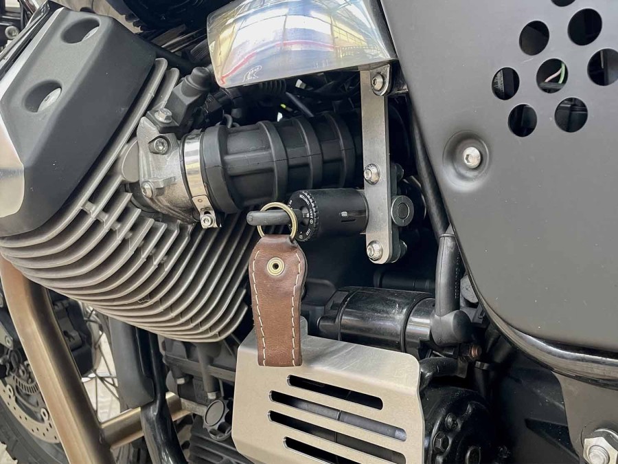Delocalizzatore di interruttore Moto Guzzi V7 I / II