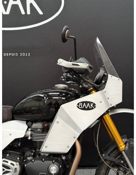 TRIUMPH SCRAMBLER 1200 XE Aventure BAAK N°123 - Gebraucht