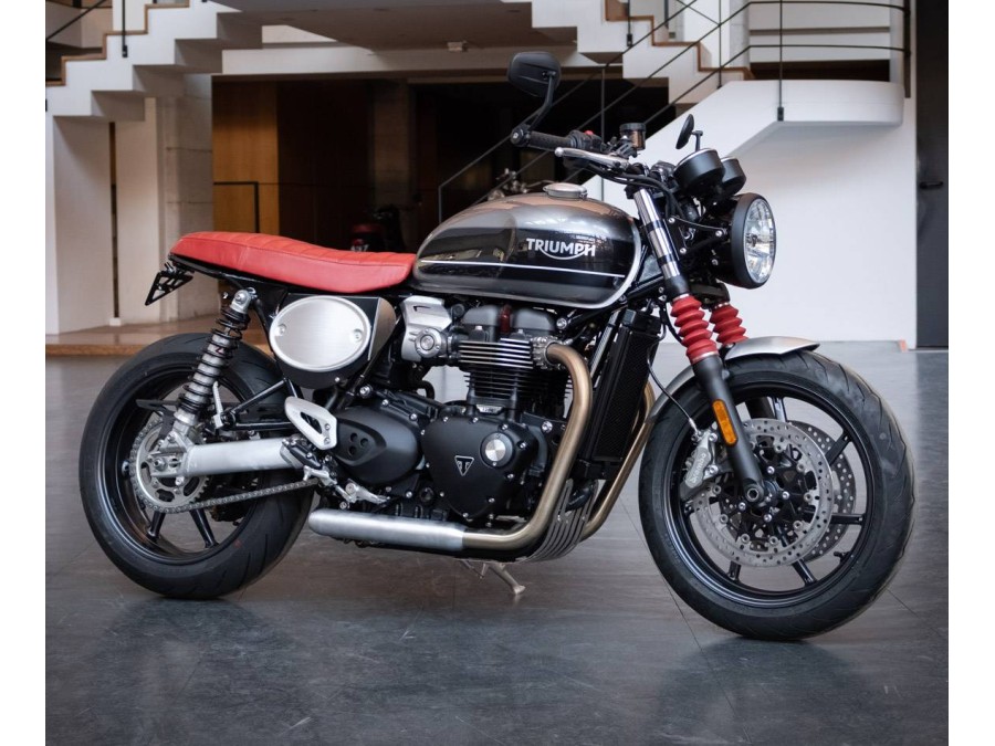 Seitendeckel mit Nummernschild - Triumph Speed Twin 1200 und Thruxton 1200