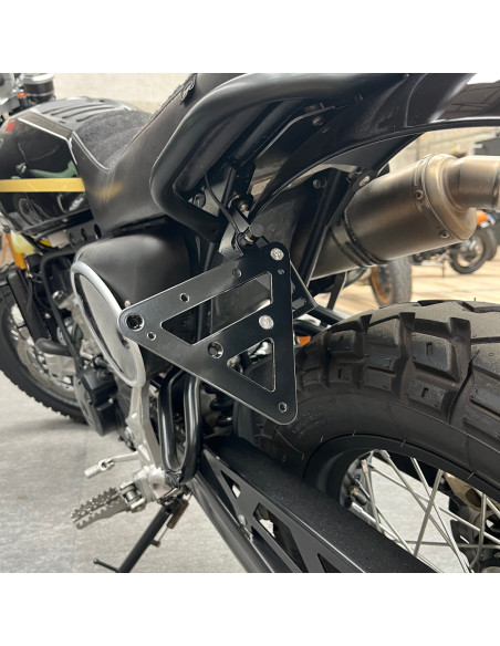 Side license plate bracket - Fantic Caballero