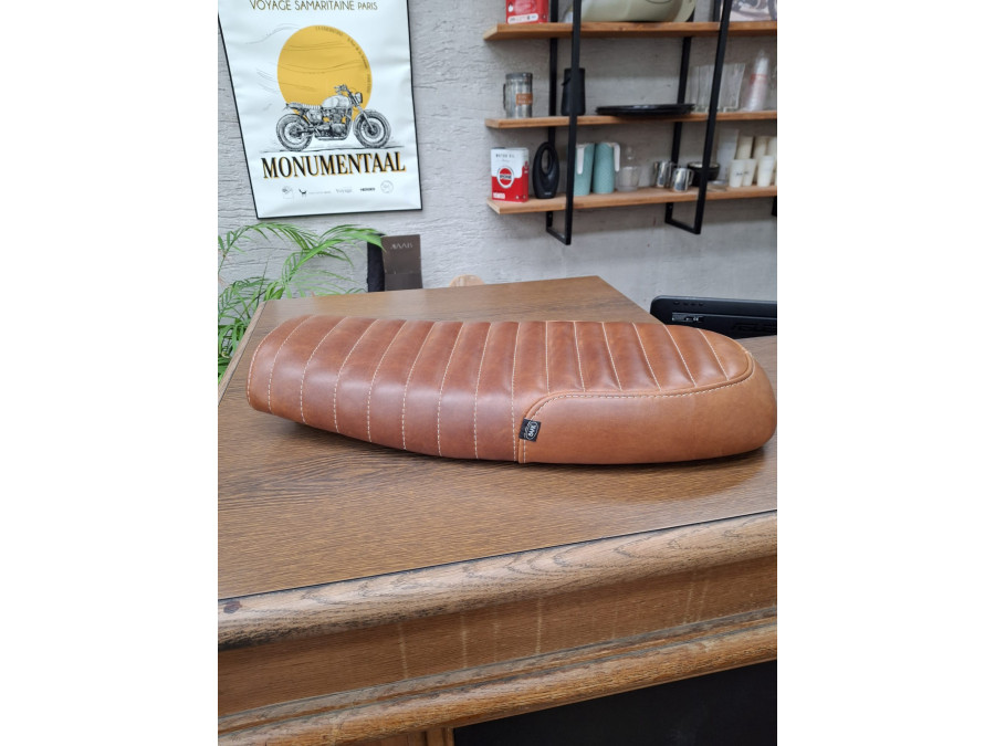 OUTLET - Sella per Royal Enfield GT 535 cuoio marrone coste classiche