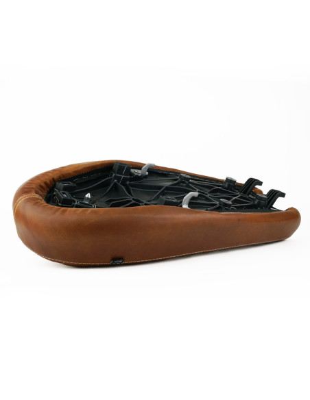 Sella in cuoio per Royal Enfield Bear 650 | Stile e comfort - BAAK