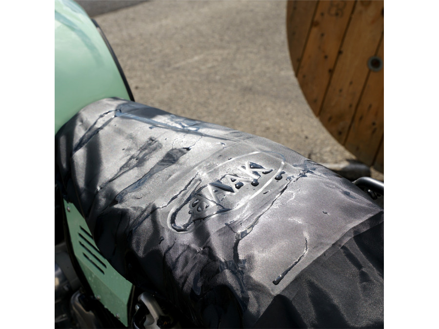 Wasserdichte Schutzhülle für den Motorradsitz