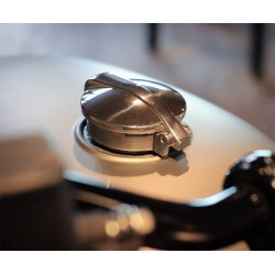 Cappellino del serbatoio di tipo Monza per moto Guzzi V7iii / V9 2