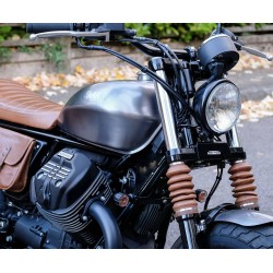 Moto Guzzi V9용 Bates 헤드라이트 브래킷 2