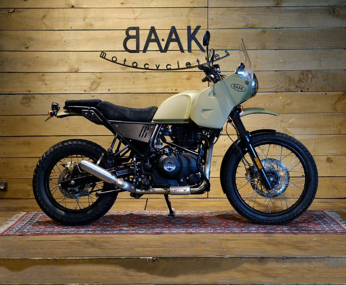 Энфилд гималаи. Royal Enfield Himalayan 400. Royal Enfield Himalayan. Роял Энфилд мотоцикл Гималаи. Royal Enfield Himalayan характеристики.