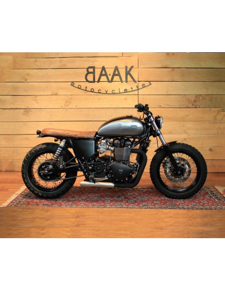 Triumph Bonneville 865 Tracker