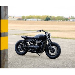 Triumph Bonneville T120 Bobber Full Black Ltd 2