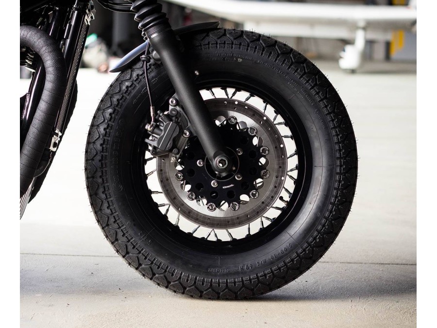Triumph Bonneville T120 Bobber Full Black Ltd