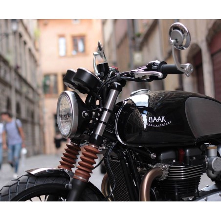 Triumph Thruxton 1200 Tracker di Baak Workshop