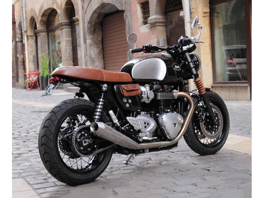 Triumph Thruxton 1200 Tracker dall'atelier BAAK
