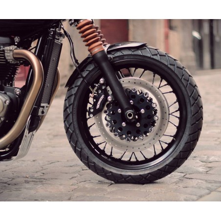 Triumph Thruxton 1200 Tracker di Baak Workshop