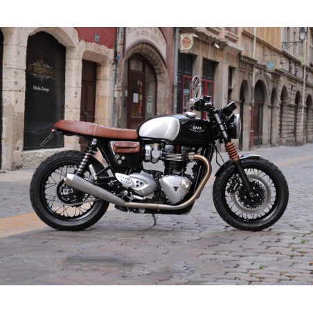 Triumph Thruxton 1200 Tracker dall'atelier BAAK