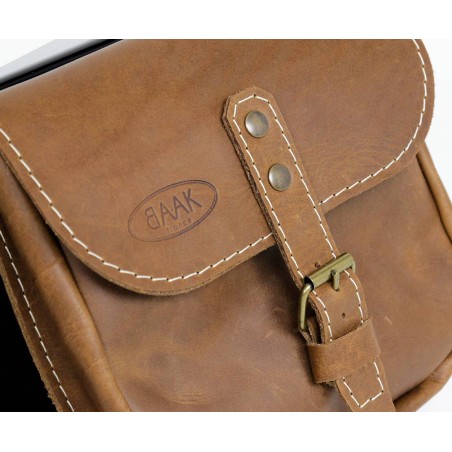Side cover with leather saddlebag for Triumph (pre-2016)