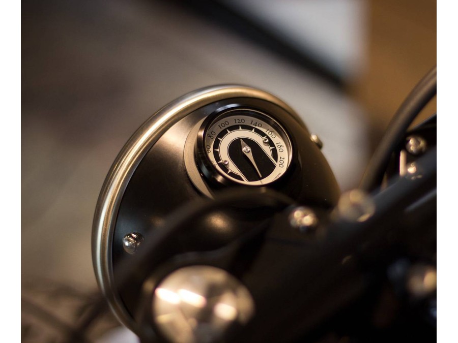 Bates-Scheinwerfer mit integriertem Tachometer für Triumph (vor 2016)