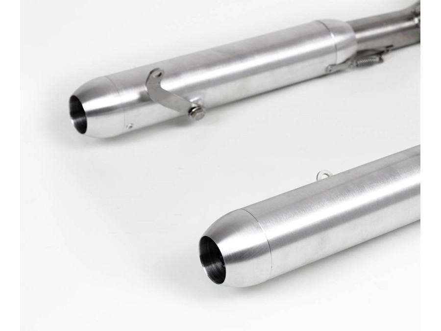 Short exhaust for Triumph (2016-2024)