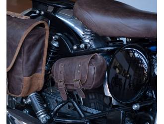 Demo saddlebag - this leather color isn't available.