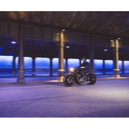 Triumph Bobber 1200 Moon par l'atelier BAAK