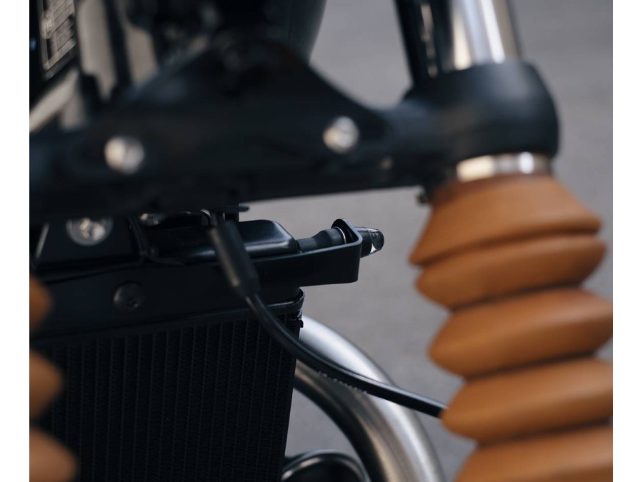 Tracker-Kit für Triumph Street Twin und Bonneville T100 von BAAK