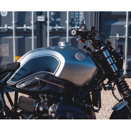 BMW R NineT Street Tracker par l'atelier BAAK Motocyclettes