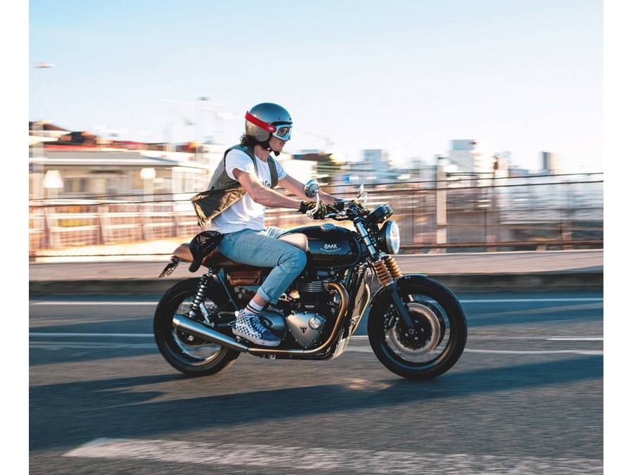 Triumph Thruxton 1200 Tracker vom Atelier BAAK