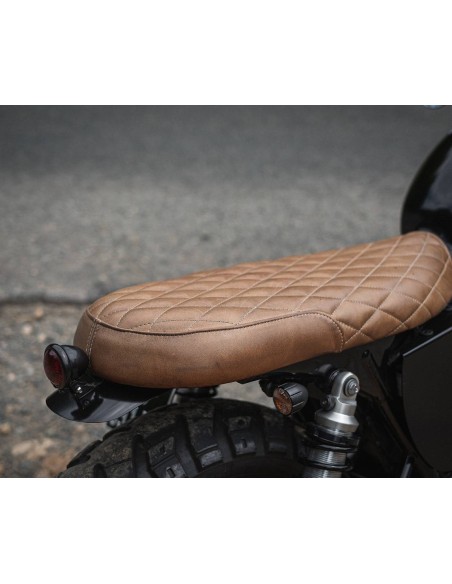 Triumph Bonneville 865 Tracker