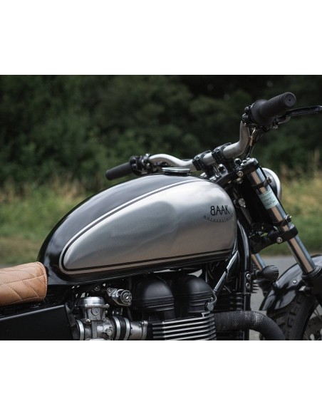 Triumph Bonneville 865 Tracker