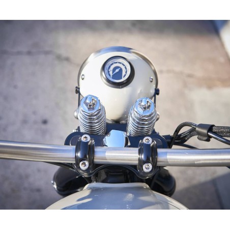 Triumph Bobber 1200 Moon par l'atelier BAAK