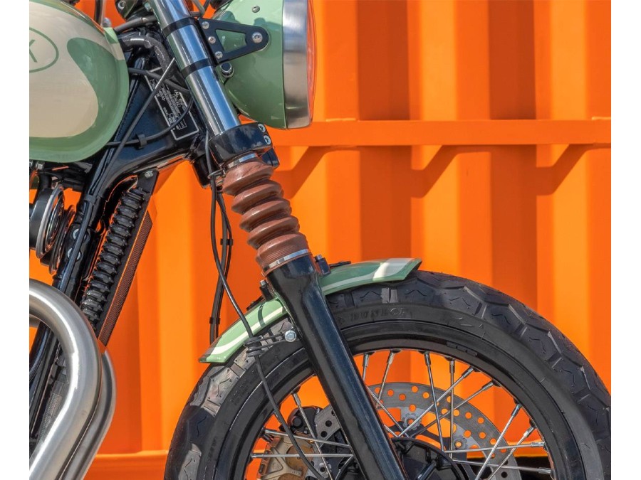 Guardabarros bajo para rueda de 17 pulgadas en Royal Enfield Interceptor / Continental GT 650