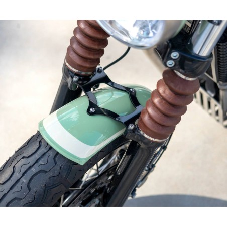 Mud basso per ruota da 17 pollici su Royal Enfield 650