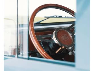 Land Rover Defender vintage BAAK interior