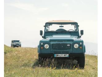 Land Rover Defender vintage BAAK interior