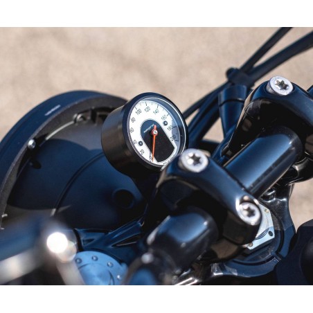BMW R NineT Street Tracker par l'atelier BAAK Motocyclettes