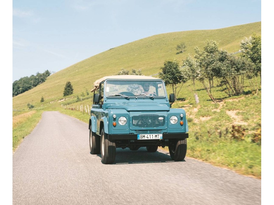 Parrilla Land Rover Defender clásica vintage